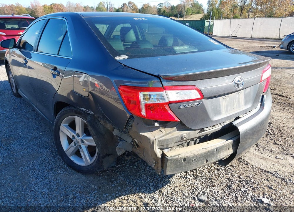 2014 TOYOTA CAMRY SE VIN: 4T1BF1FK6EU374632