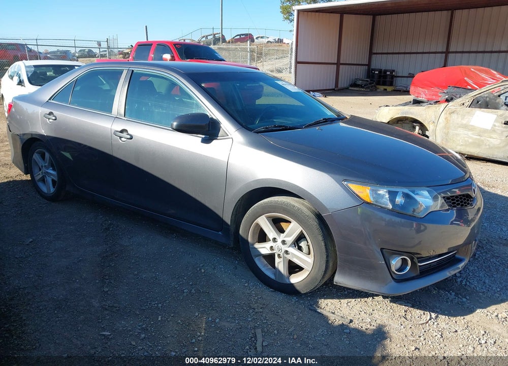 2014 TOYOTA CAMRY SE VIN: 4T1BF1FK6EU374632