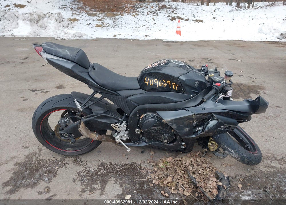 2012 SUZUKI GSX-R1000 VIN: JS1GT78A8C2100944