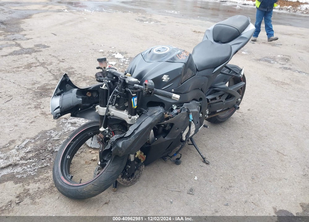 2012 SUZUKI GSX-R1000 VIN: JS1GT78A8C2100944