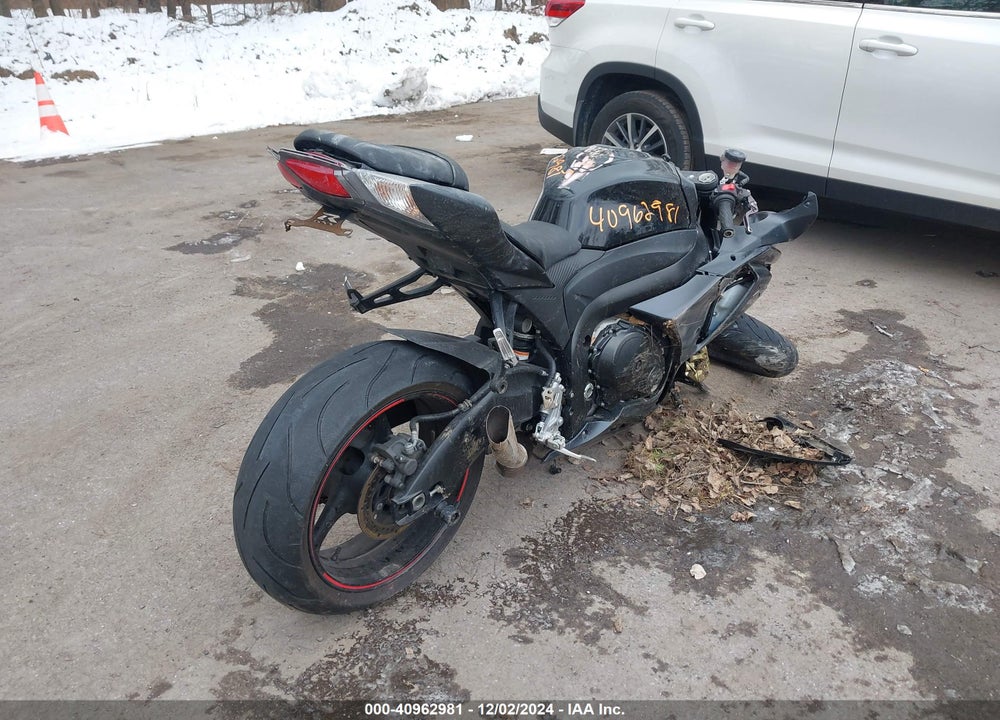 2012 SUZUKI GSX-R1000 VIN: JS1GT78A8C2100944