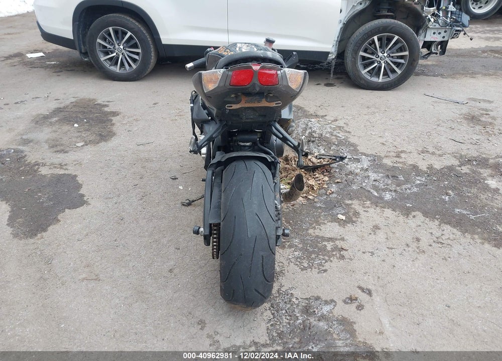 2012 SUZUKI GSX-R1000 VIN: JS1GT78A8C2100944
