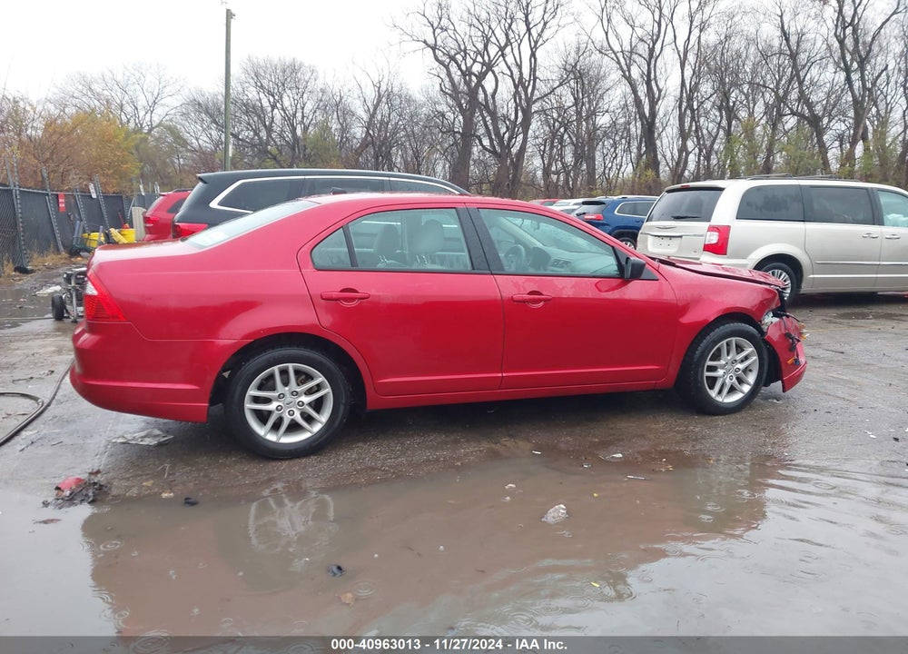 2010 FORD FUSION S VIN: 3FAHP0GA3AR276256