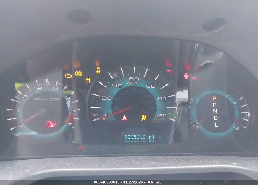 2010 FORD FUSION S VIN: 3FAHP0GA3AR276256