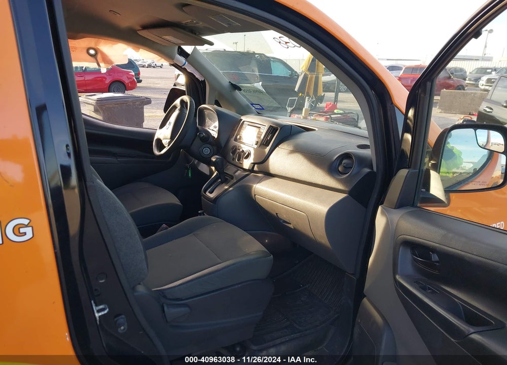 2018 NISSAN NV200 S VIN: 3N6CM0KN5JK690541