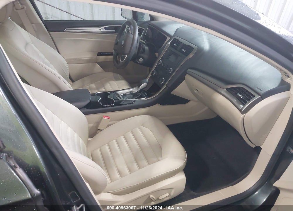 2015 FORD FUSION SE VIN: 1FA6P0HD1F5120243