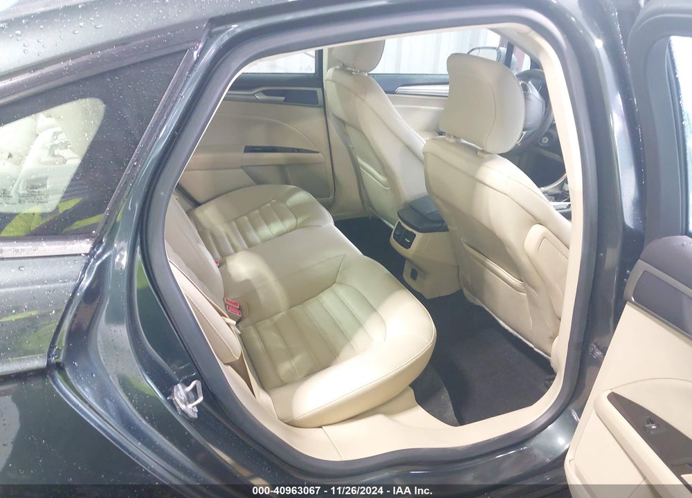 2015 FORD FUSION SE VIN: 1FA6P0HD1F5120243
