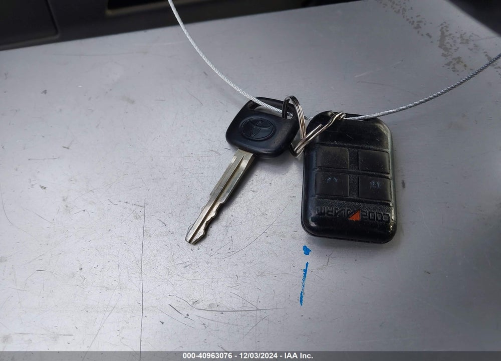 2001 TOYOTA RAV4 VIN: JTEGH20V010012810