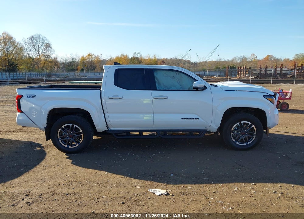 2024 TOYOTA TACOMA DOUBLE CAB/SR5/TRD SPORT/TRD OFF ROAD/LTD VIN: 3TMLB5JN8RM036768