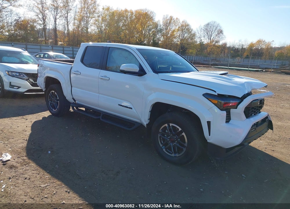 2024 TOYOTA TACOMA DOUBLE CAB/SR5/TRD SPORT/TRD OFF ROAD/LTD VIN: 3TMLB5JN8RM036768