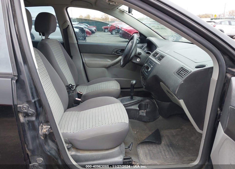 2007 FORD FOCUS S/SE/SES VIN: 1FAHP34N57W327545