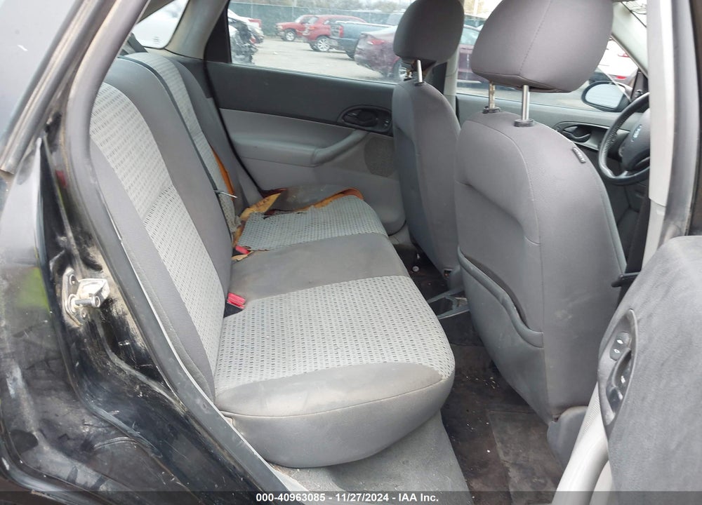 2007 FORD FOCUS S/SE/SES VIN: 1FAHP34N57W327545