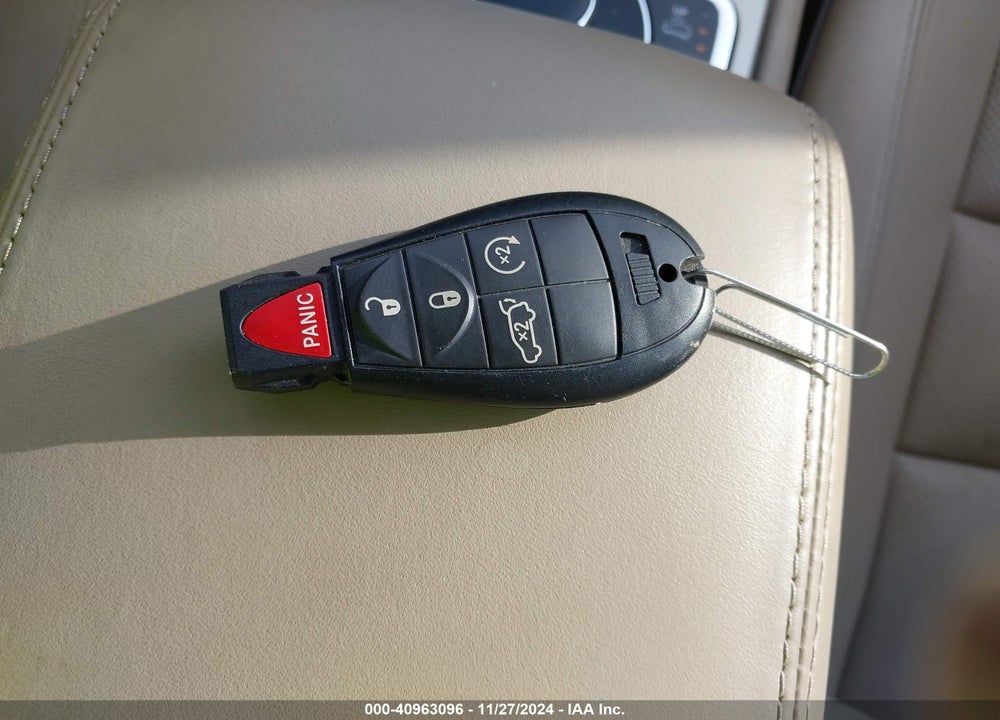 2013 JEEP GRAND CHEROKEE OVERLAND VIN: 1C4RJFCG6DC647958