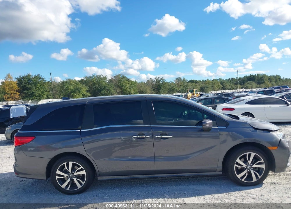2022 HONDA ODYSSEY TOURING VIN: 5FNRL6H87NB023067
