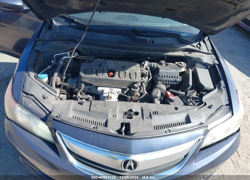 2013 ACURA ILX 2.0L VIN: 19VDE1F38DE016320