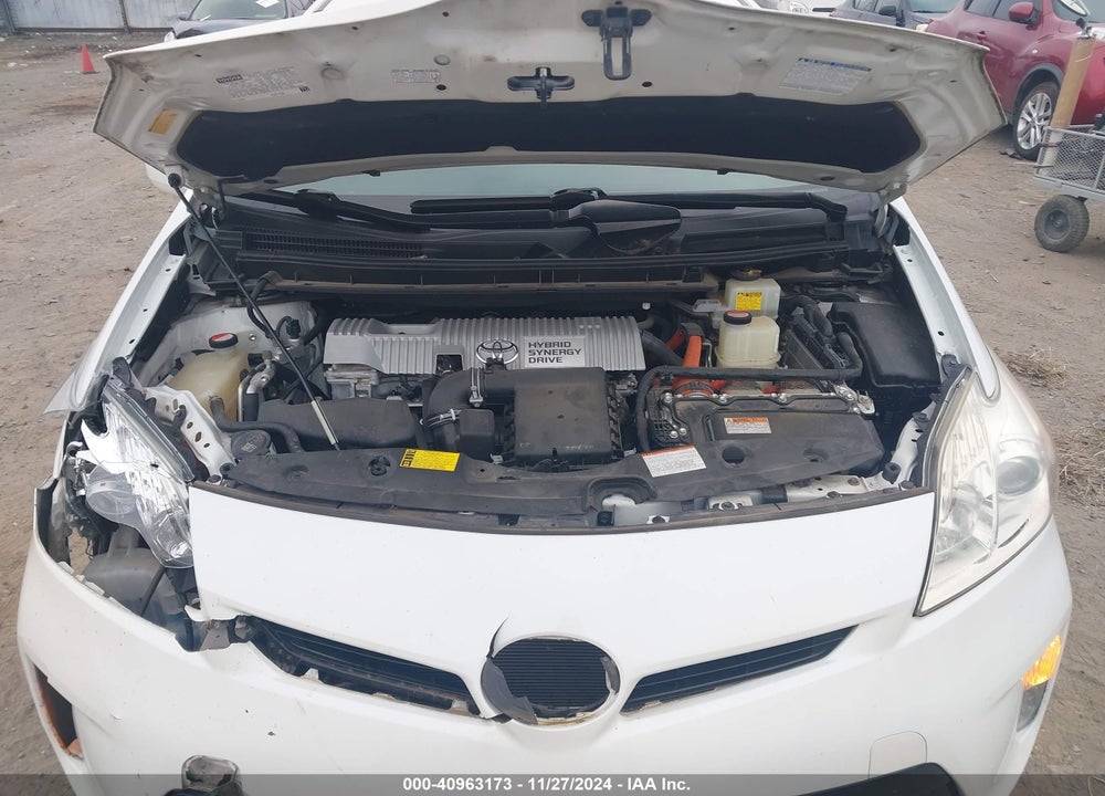 2015 TOYOTA PRIUS FOUR VIN: JTDKN3DU1F0442884