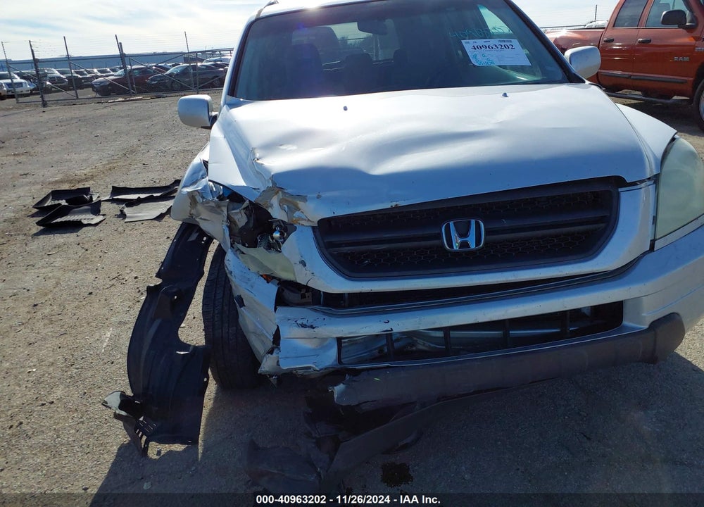 2004 HONDA PILOT EX VIN: 2HKYF18484H603446