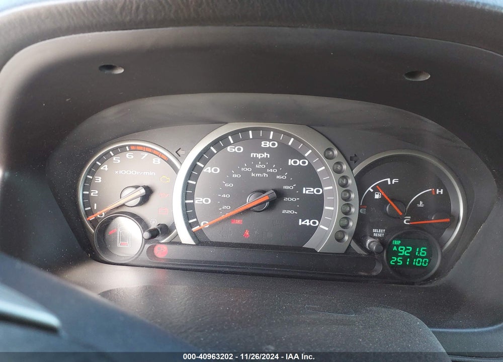 2004 HONDA PILOT EX VIN: 2HKYF18484H603446