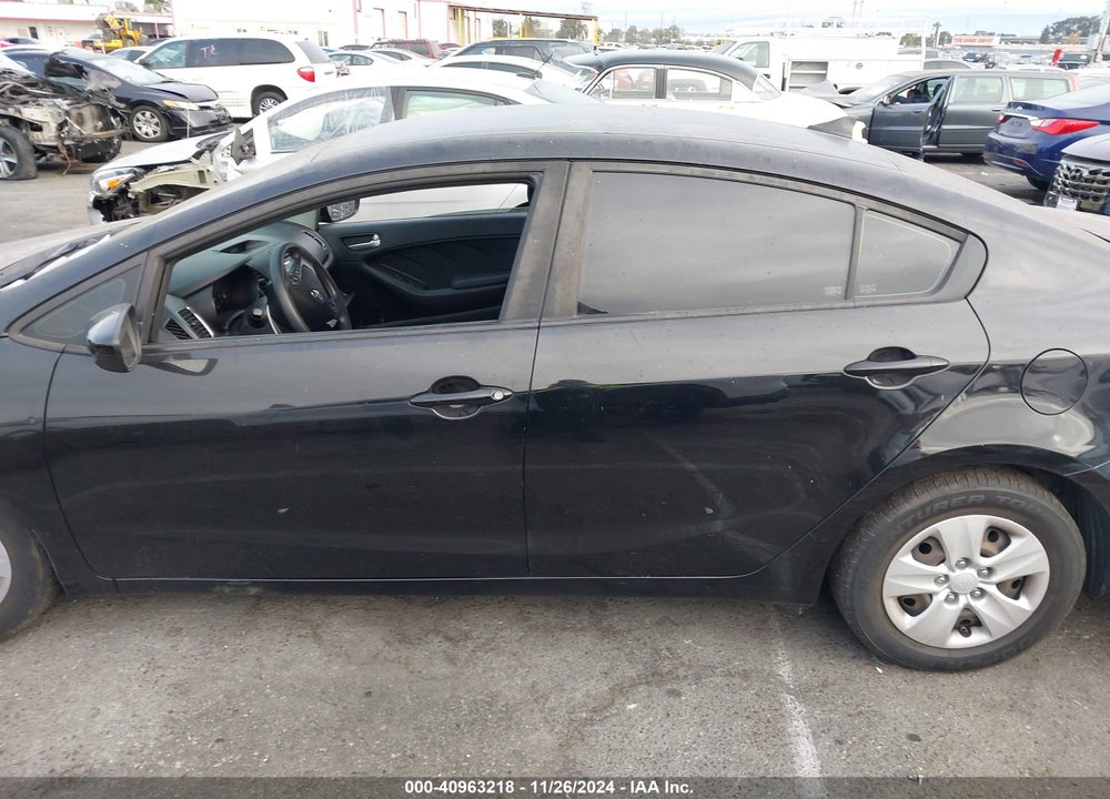 2017 KIA FORTE LX VIN: 3KPFK4A78HE151775