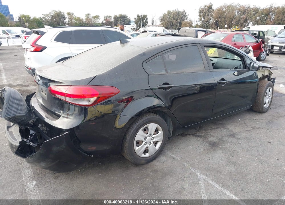 2017 KIA FORTE LX VIN: 3KPFK4A78HE151775
