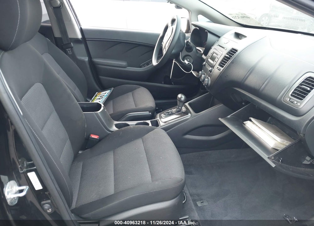 2017 KIA FORTE LX VIN: 3KPFK4A78HE151775