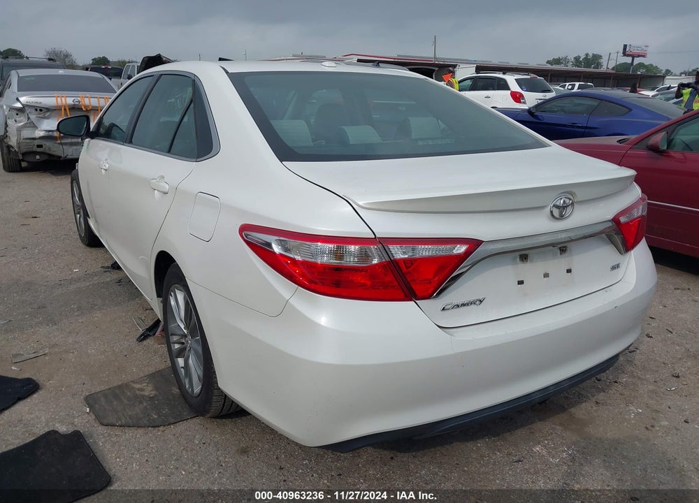 2015 TOYOTA CAMRY VIN: 4T1BF1FKXFU061830