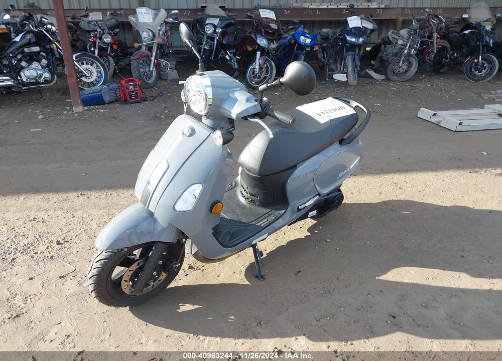 2022 SYM SCOOTER VIN: RFGSSSLK0NX003648
