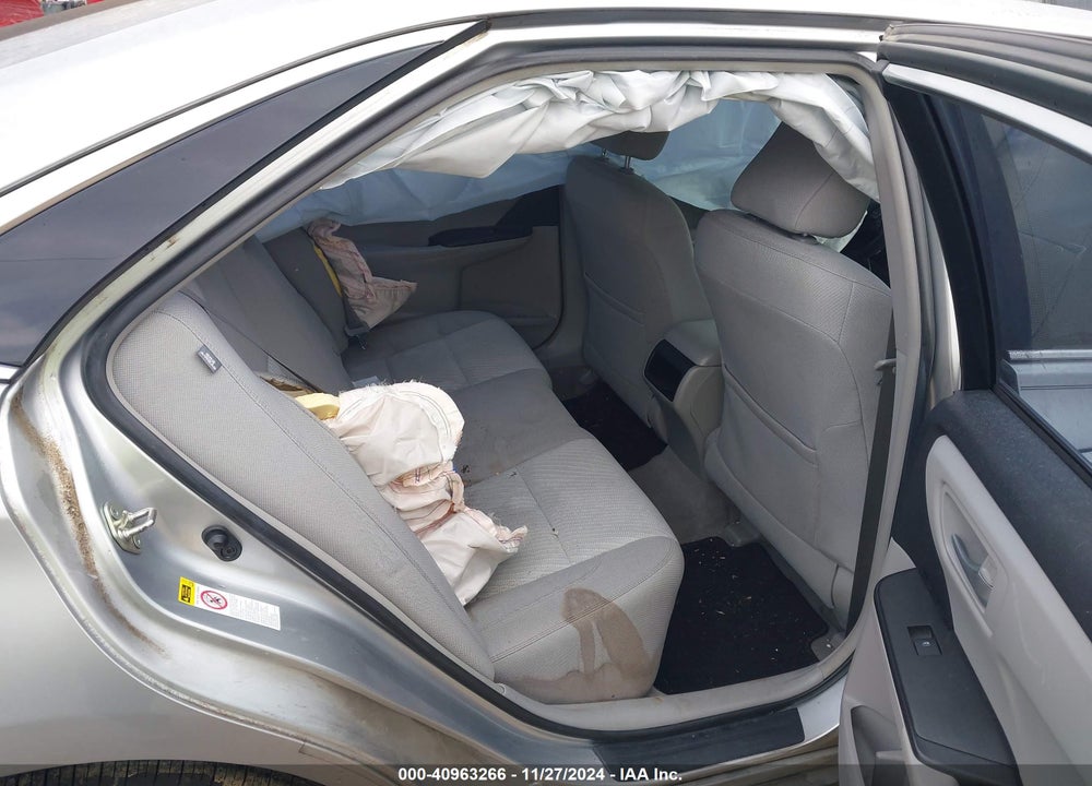2017 TOYOTA CAMRY LE VIN: 4T1BF1FKXHU321100