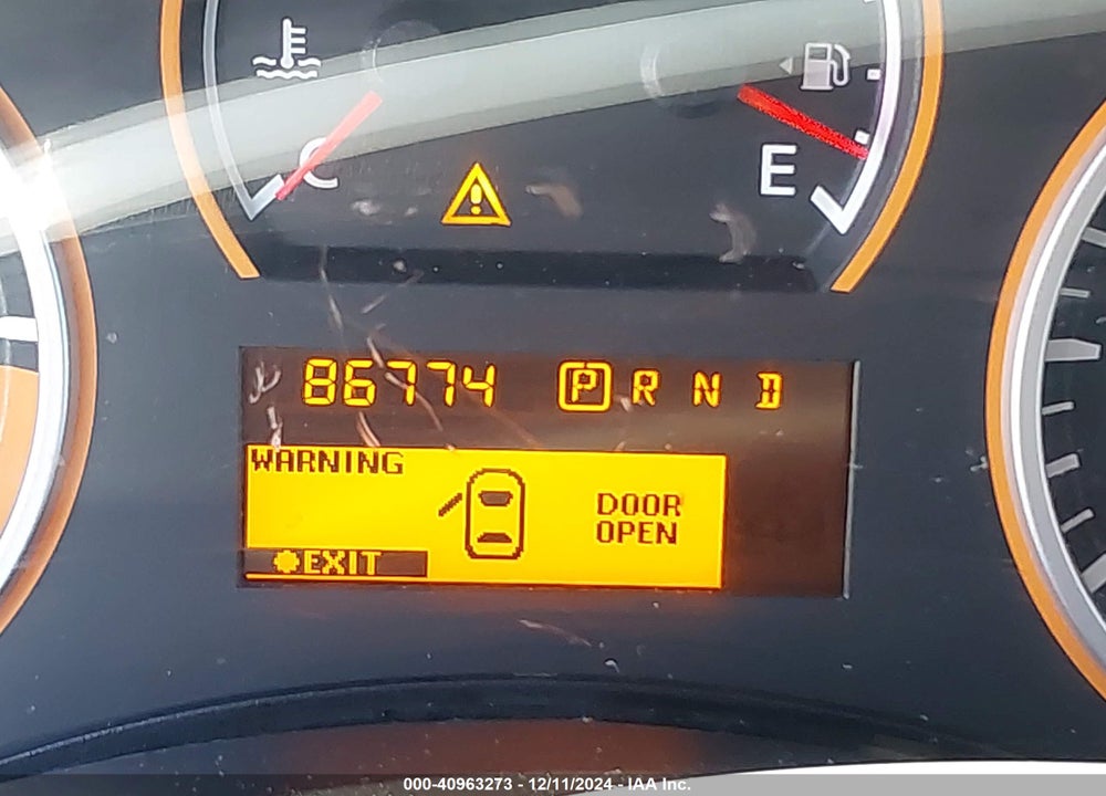 2015 NISSAN ARMADA PLATINUM/SL/SV VIN: 5N1AA0ND0FN616320