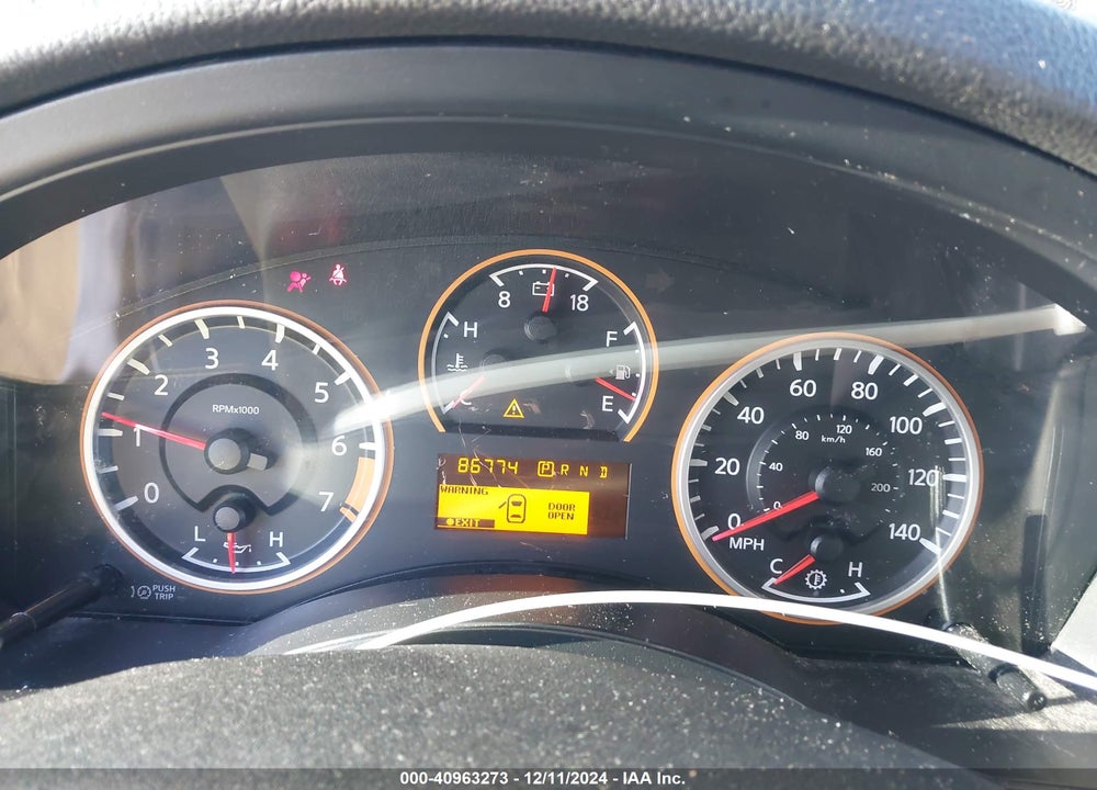 2015 NISSAN ARMADA PLATINUM/SL/SV VIN: 5N1AA0ND0FN616320