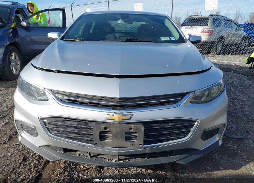 2018 CHEVROLET MALIBU LT VIN: 1G1ZD5STXJF172673