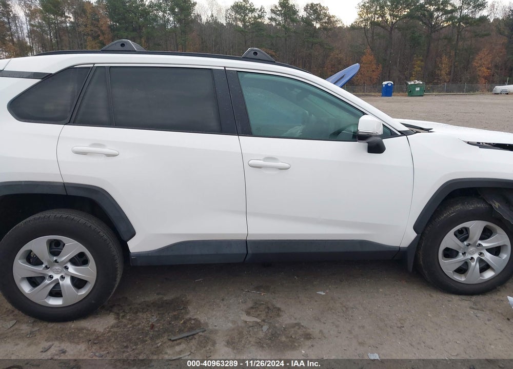 2020 TOYOTA RAV4 LE VIN: 2T3G1RFV8LC129947
