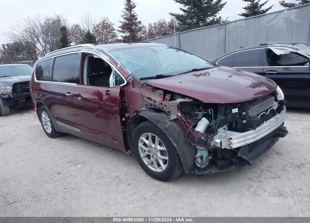 2020 CHRYSLER PACIFICA TOURING L VIN: 2C4RC1BG0LR276218