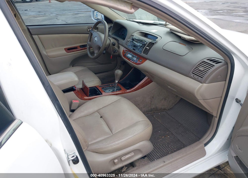 2003 TOYOTA CAMRY XLE VIN: 4T1BE30K23U230841