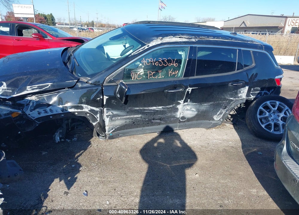 2022 JEEP COMPASS LATITUDE LUX 4X4 VIN: 3C4NJDFBXNT224650