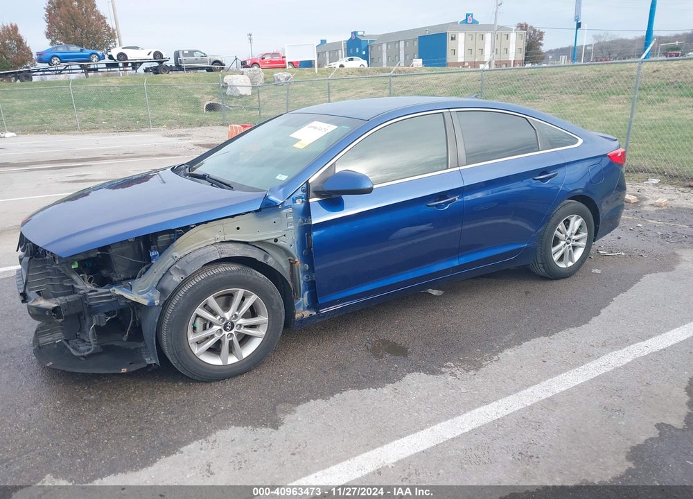 2015 HYUNDAI SONATA SE VIN: 5NPE24AF5FH031220
