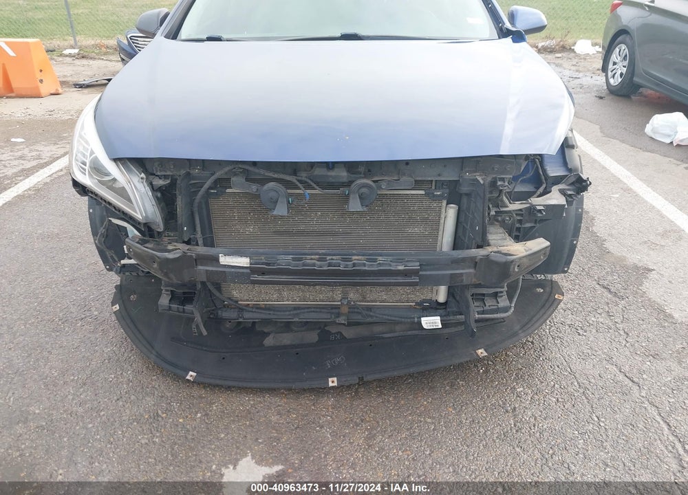 2015 HYUNDAI SONATA SE VIN: 5NPE24AF5FH031220