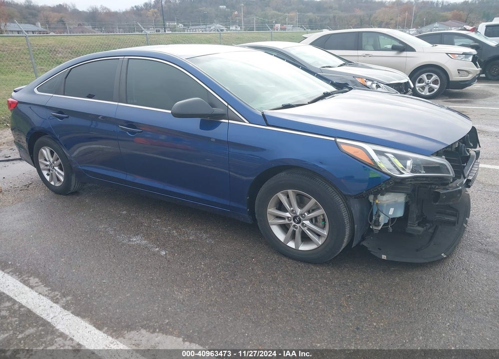 2015 HYUNDAI SONATA SE VIN: 5NPE24AF5FH031220