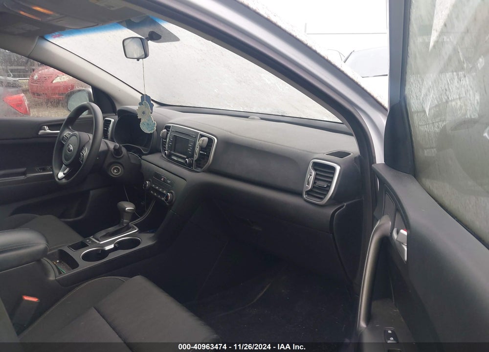 2017 KIA SPORTAGE LX VIN: KNDPM3AC8H7031898