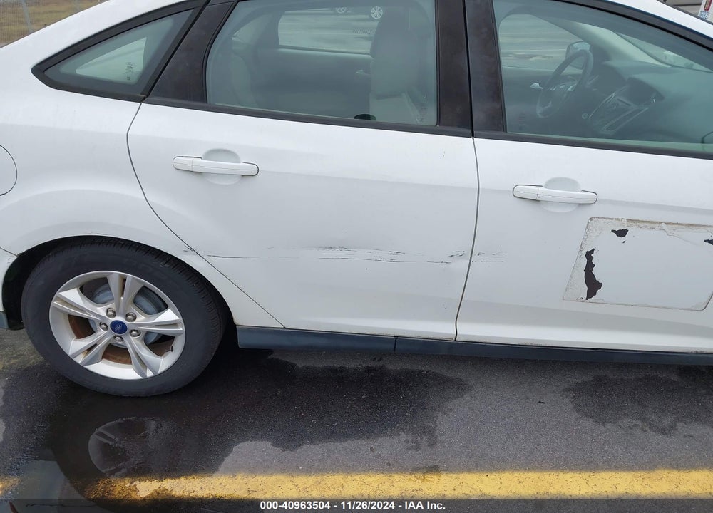 2014 FORD FOCUS SE VIN: 1FADP3F24EL233186