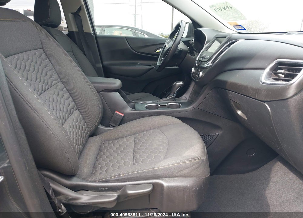 2019 CHEVROLET EQUINOX LT VIN: 2GNAXKEV0K6120964