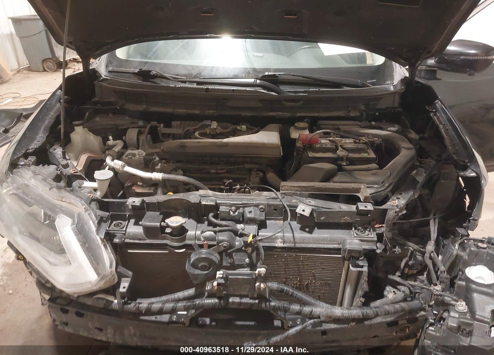 2018 NISSAN ROGUE VIN: JN8AT2MV6JW307592