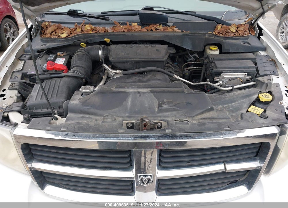 2008 DODGE DURANGO SLT VIN: 1D8HB48N18F120131
