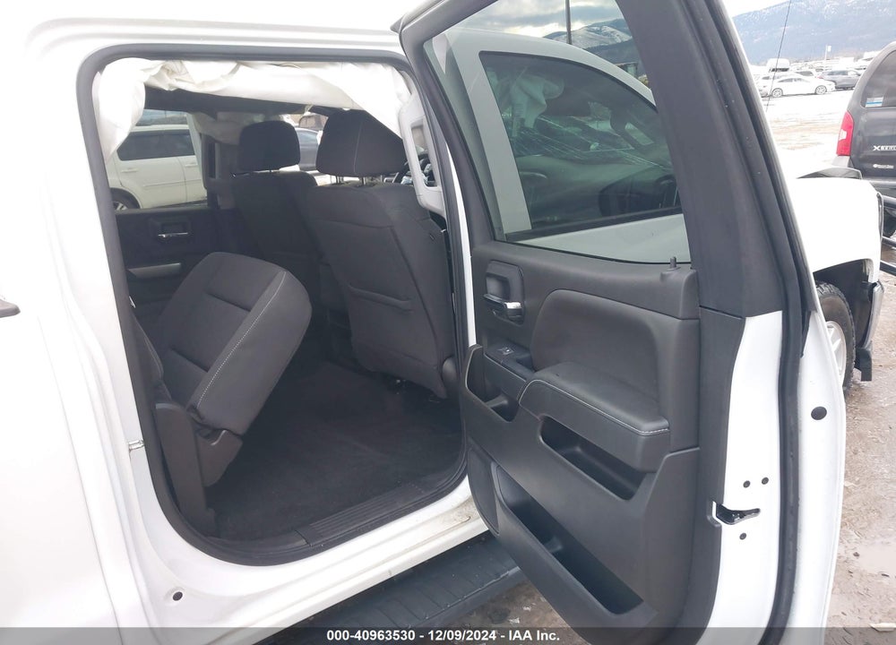 2018 CHEVROLET SILVERADO 1500 VIN: 3GCUKREC5JG462344
