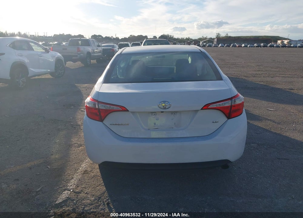 2014 TOYOTA COROLLA LE VIN: 5YFBURHE7EP112454