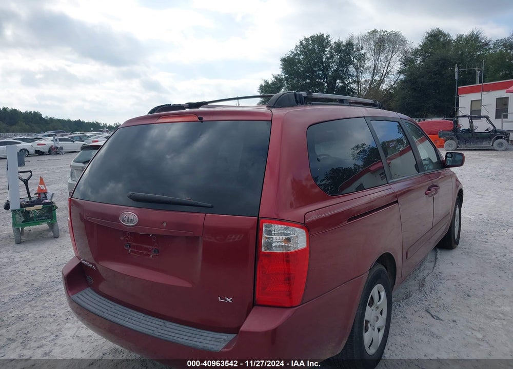 2008 KIA SEDONA LX VIN: KNDMB233X86193618