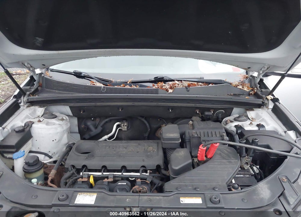 2011 KIA SORENTO LX VIN: 5XYKT3A14BG186552
