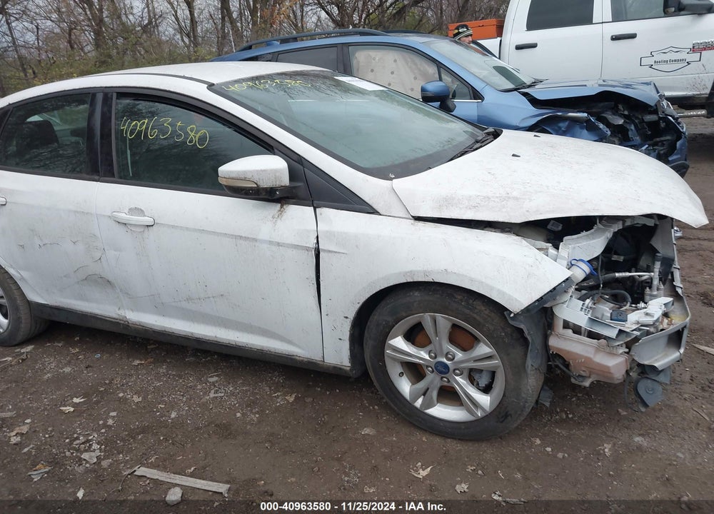 2013 FORD FOCUS SE VIN: 1FADP3F22DL376572