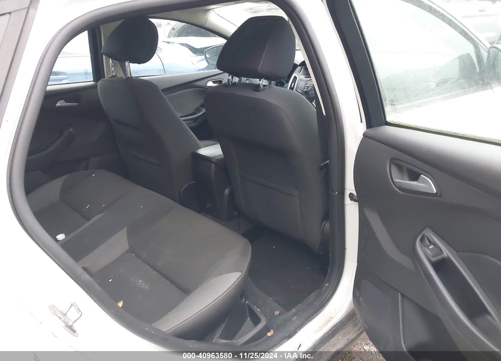 2013 FORD FOCUS SE VIN: 1FADP3F22DL376572
