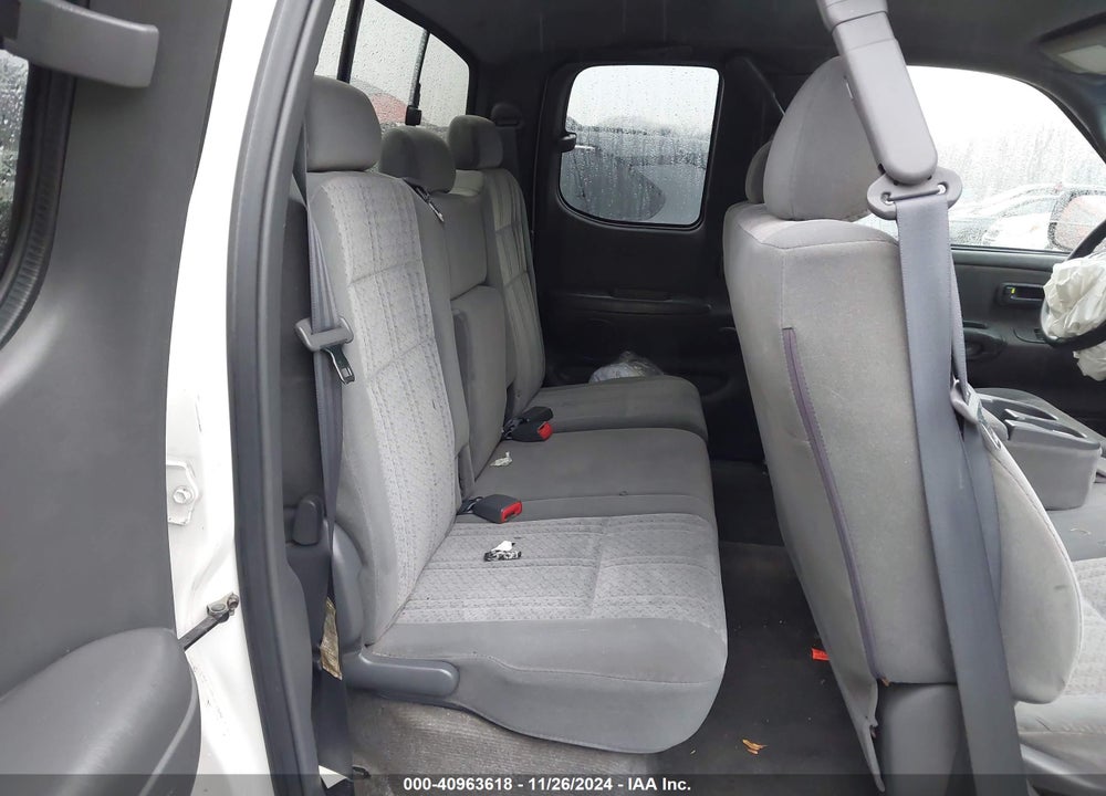 2006 TOYOTA TUNDRA SR5 V8 VIN: 5TBBT441X6S486521